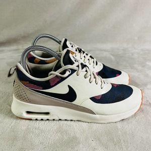 Nike Shoes Women's Size 7.5 White Air Max Thea Jacquard Premium Print Sneaker